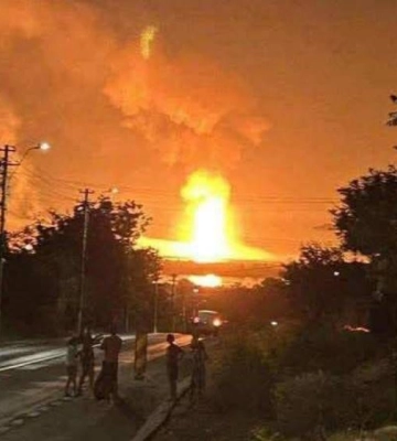 Зеленский о ночных атаках на электросети и газовую станцию в Одесской области: это сознательный удар по подготовке к отопительному сезону