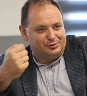 &quot;Ти громадський довб***б&quot;:в Івано-Франківську мер Марцінків посварився з активістом