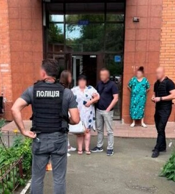 Оформление инвалидности за $5000: в Киеве задержана женщина, - Нацполиция. ФОТОрепортаж