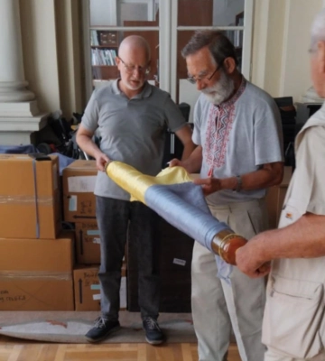 Перший синьо-жовтий прапор, який підняли над Львівською облрадою, виставили як експонат. Де подивитися
