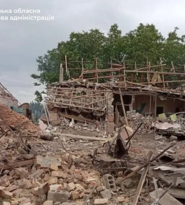 Утром войска РФ обстреляли Доброполье: появились видео последствий атаки