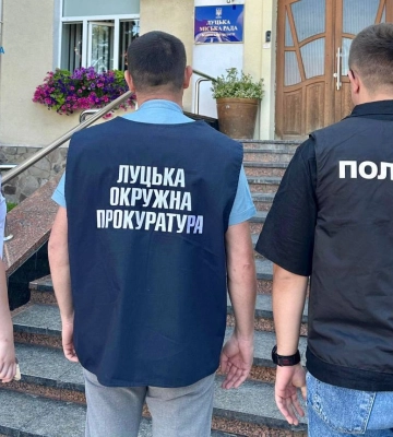 Головы, депутаты, таможенники: кто оказался в центре коррупционного скандала на Западе Украины?