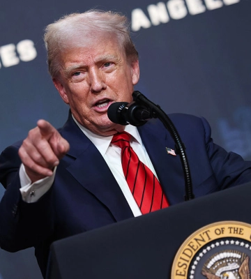 Трамп заявив про високі шанси зустрічі з путіним та Зеленським