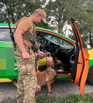 До Харкова хотіли провезти 73 тис набоїв, 250 кг тротилу, що ще – дані НГУ