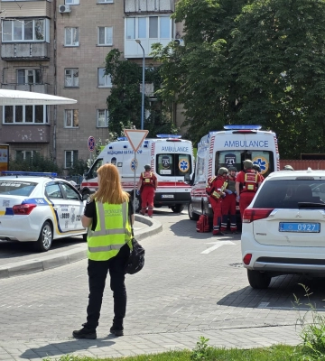Поліція перекрила вхід до МакДональдзу у Черкасах: що відомо (ФОТО)