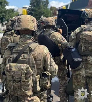 У Черкасах затримали та госпіталізували стрілка з McDonald&#039;s