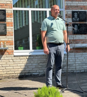У ліцеї на Волині відкрили меморіальну дошку загиблому захиснику Михайлу Водоносу