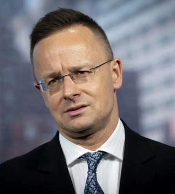 ДБР відповіло на заяву Сіярто, що нібито Україна відмовилася розслідувати смерть мобілізованого угорця