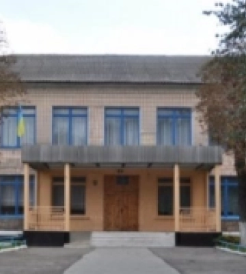 У Рожищі ліцей працює без зареєстрованого права власності: прокуратура звернулася до суду