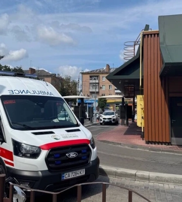 Стрілянина у McDonald&#039;s в Черкасах: поранений перебуває на штучній вентиляції легень