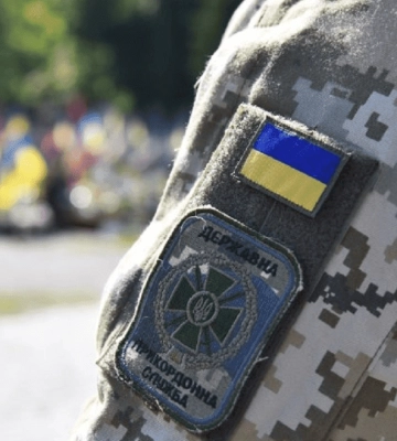 На Закарпатті прикордонника знайшли застреленим, розглядається версія про самогубство