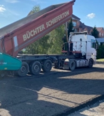 Ліквідація аварійних ділянок: на трасі М-06 Київ — Чоп ремонтують дорогу між Мукачевом та Ужгородом