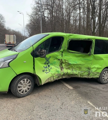 Авто з людьми тричі перекинулося: у Нововолинську судили студента, який їхав на швидкості 100 км/год