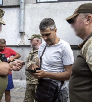 ТЦК обяжут носить бодикамеры: как это повлияет на мобилизацию ТЦК обяжут носить бодикамеры: как это повлияет на мобилизацию