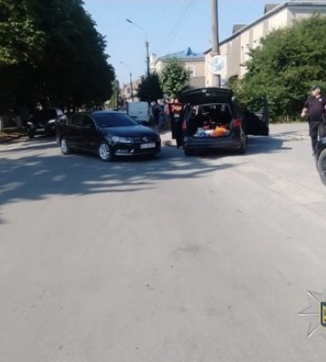 На Тернопільщині водійка легковика спровокувала ДТП, в якій постраждала пасажирка іншого автомобіля