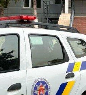 На Полтавщині біля поля виявили тіло чоловіка