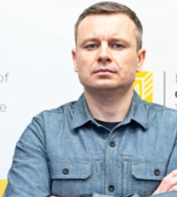 Марченко инициировал отстранение от работы руководителя Энерготаможни Комара Марченко инициировал отстранение от работы руководителя Энерготаможни Комара
