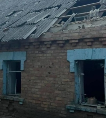 Росіяни вдарили по двох районах на Дніпропетровщині, є пошкодження