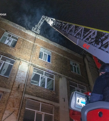 Что горело на Салтовке ночью, показали в ГСЧС (фото, видео)