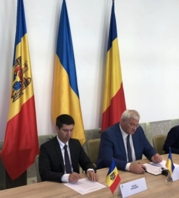 Глави МЗС України, Молдови і Румунії у Чернівцях підписали спільну заяву