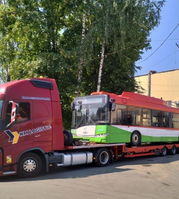 До Рівного доставили чотири сучасні тролейбуси Solaris Trollino-12