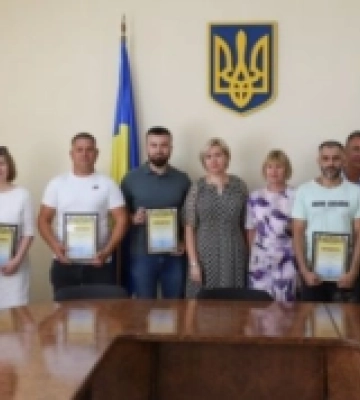 В Ізмаїлі напередодні Дня будівельника відзначили представників галузі почесними грамотами