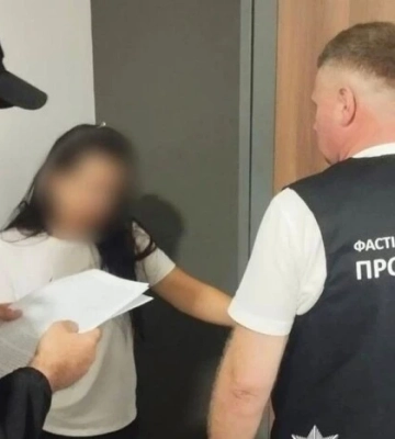 Благодійниця, яка збирала кошти для допомоги ЗСУ, привласнила майже 2 млн грн