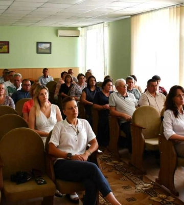 Понад 400 фахівців ветеринарної медицини працюють на Рівненщині: підбито підсумки півріччя Понад 400 фахівців ветеринарної медицини працюють на Рівненщині: підбито підсумки півріччя