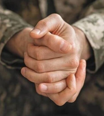 На Київщині командира військової частини викрили на незаконних виплатах «бойових» бійцям