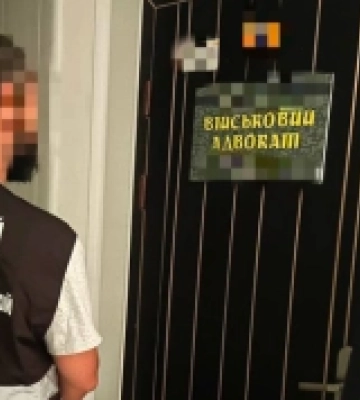 Понад 120 «ухилянтів»: СБУ затримала адвоката з Рівного, який організував схему ухилення через коледж