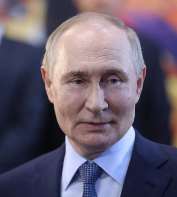 Путин обзвонил лидеров шести стран на фоне потенциальной встречи с Трампом Путин обзвонил лидеров шести стран на фоне потенциальной встречи с Трампом