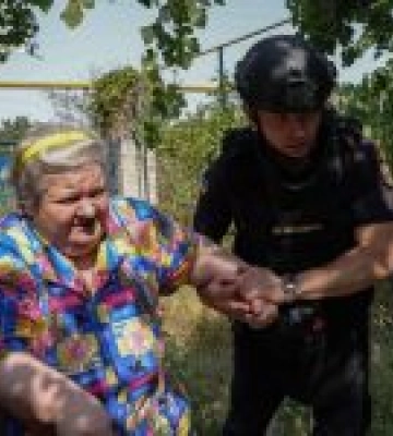 Триває евакуація мешканців із небезпечного району Херсона