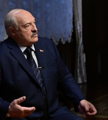 ВС РФ не вторглись в Украину, а возвращались с учений через Киев, — Лукашенко