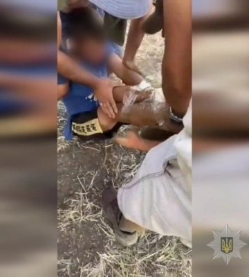 На Одещині підлітка зв’язали, катували та знімали знущання на відео