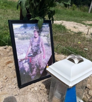Скандал на Волині: доньці померлого бійця Юрія Торбича відмовили у перепохованні батька (фото, відео)