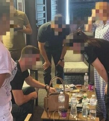 Вимагала понад 270 тис. грн замість штрафу: На одержанні хабаря викрито службову особу Одеської митниці, - Офіс Генпрокурора. ФОТОрепортаж