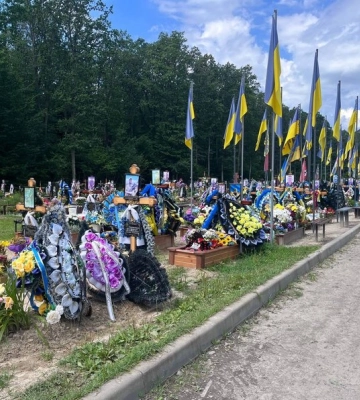 Скандал на Волині: захисника з Волині через СЗЧ поховали без почестей, а мерія відмовила у перепохованні на Алеї Слави
