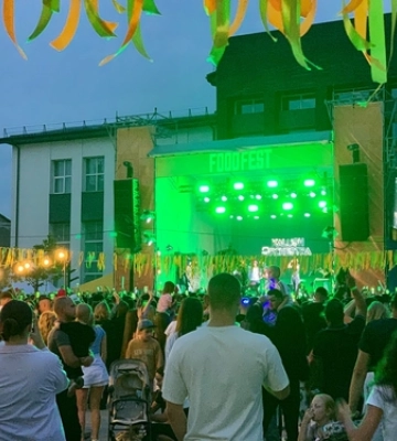 Як у Луцьку відгуляли перший день серпневого FOODFEST 