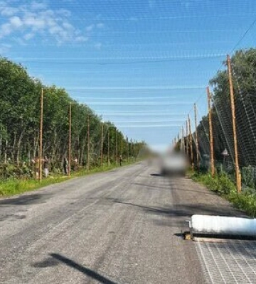 Десятки кілометрів &quot;антидронових тунелів&quot; споруджено у прикордонні Сумщини, - Генштаб. ФОТОрепортаж