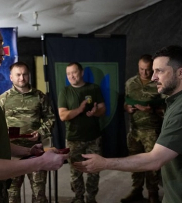 Зеленский посетил защитников Волчанска