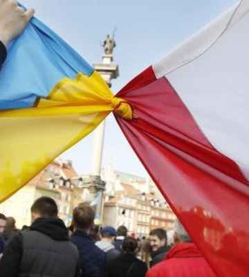 Депутат Сейму Польщі заговорив про візи для українців: чи можливо це