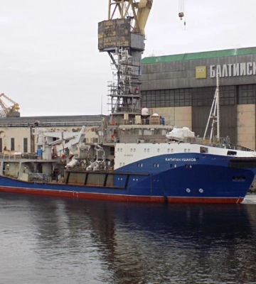 У Санкт-Петербурзі потонув новий російський військовий буксир «Капитан Ушаков»