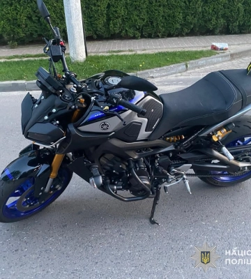 У Новояворівську, що на Львівщині, внаслідок ДТП потрапила до лікарні пасажирка мотоциклу