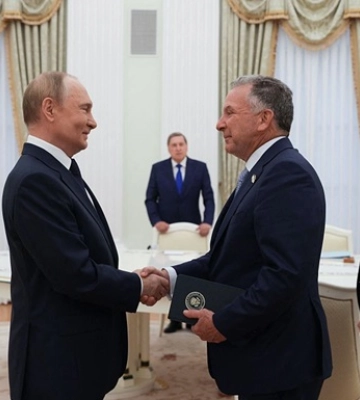 ЗМІ: Путін готує обмежене перемир’я у війні