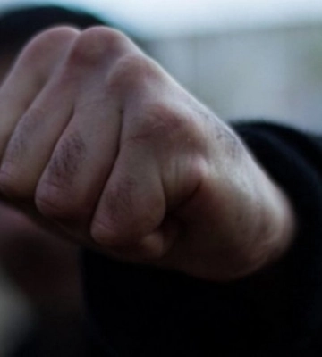 У Дніпрі повідомлено про підозру, який побив людину за просте зауваження