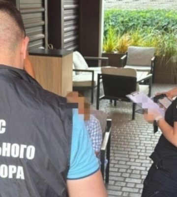 Працівницю Одеської митниці викрили в одержанні понад ₴270 тисяч хабаря