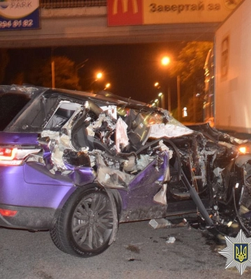 Київські поліцейські затримали нетверезого водія за ДТП, в якій постраждала 31-річна жінка. ФОТО