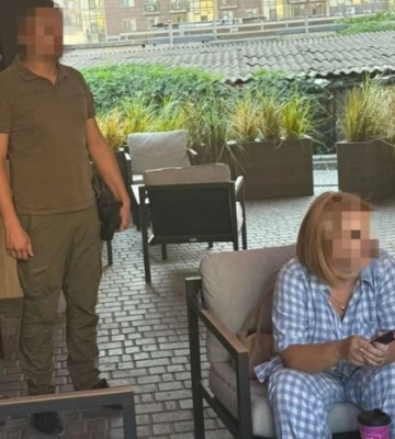 Замість штрафу: працівниця Одеської митниці вимагала понад 270 тис грн хабаря