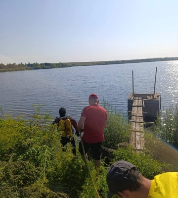 На Львівщині водолази підняли з водойми тіло 16-річного хлопця