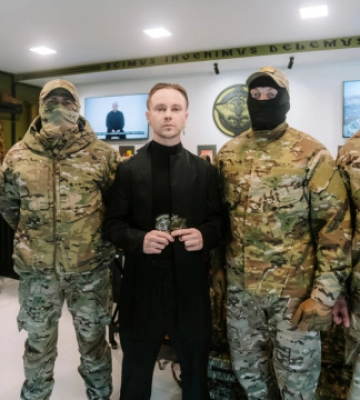 Артем Пивоваров передав спецпризначенцям ГУР спорядження та амуніцію на ₴1 мільйон